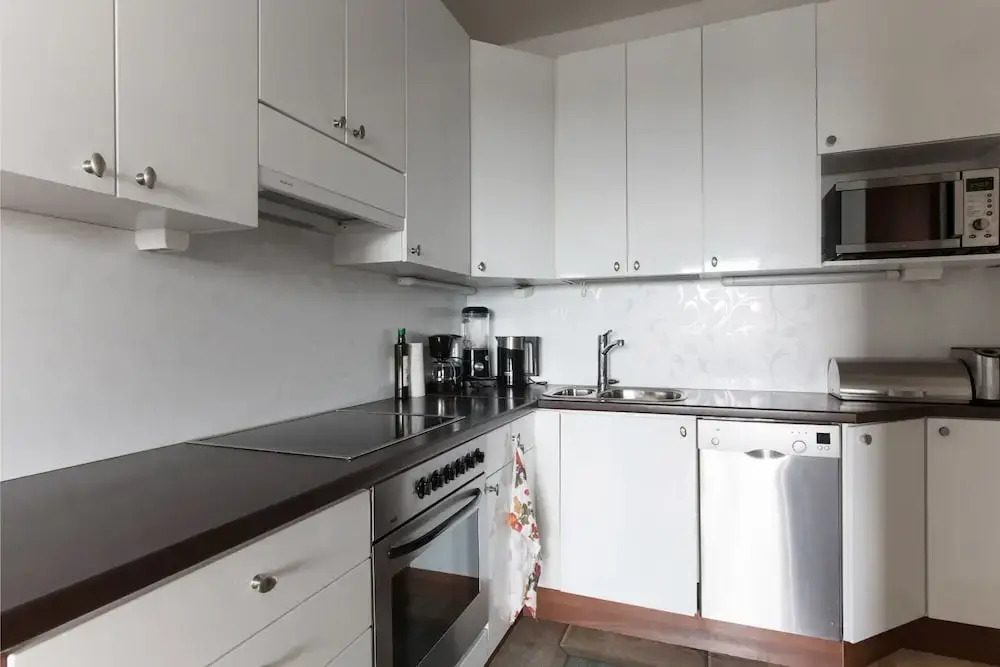 WeHost Messeniuksenkatu 10
