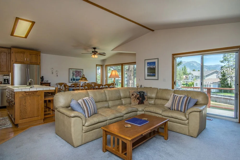 3BR 3BA Ideal Waterfront House South Lake Tahoe by RedAwning