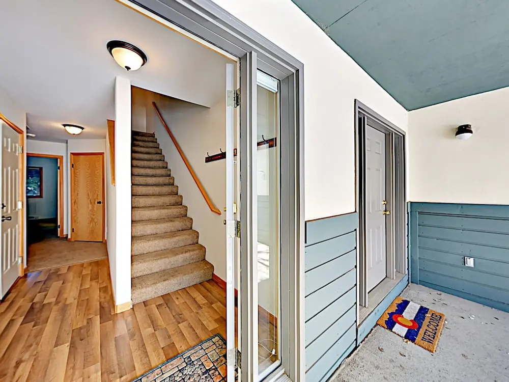 217 Avon - 3 Br Duplex