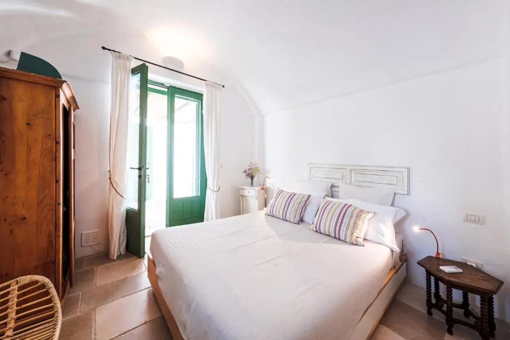 HelloApulia Trulli Li Cridd