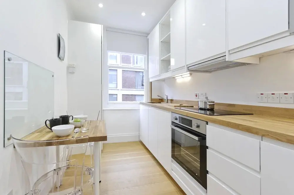 2 BDR plus Spacious Lounge Executive Delightful Apartments at Desirable Locations in Kensington and Chelsea by Ricky & Giustina Collection - W8 SW3 SW5 SW7 SW10 - Fully equipped and perfect for long stays