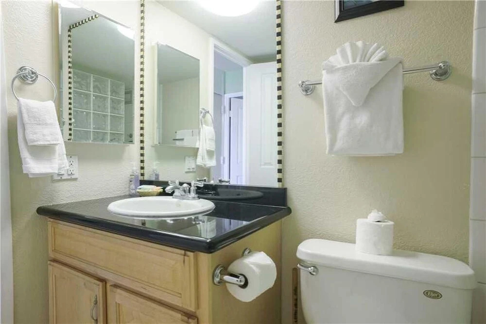 Maui Vista 1210 by Maui Rental Group