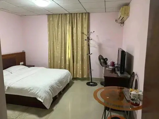 Huanghui Business Hotel (Renhe Road)