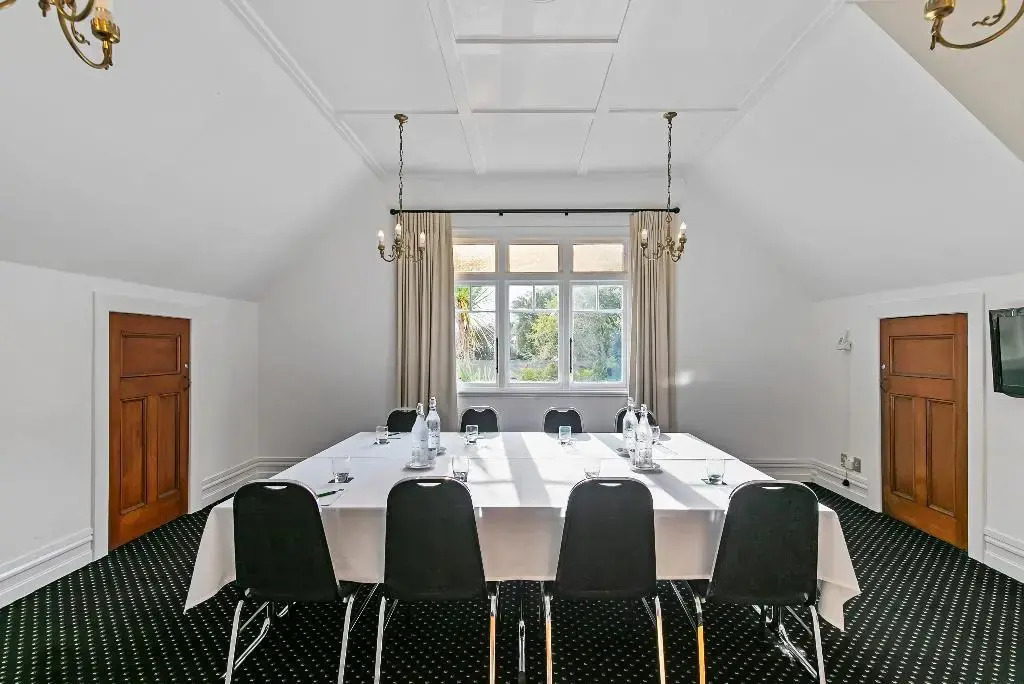 The Parnell Hotel & Conference Centre