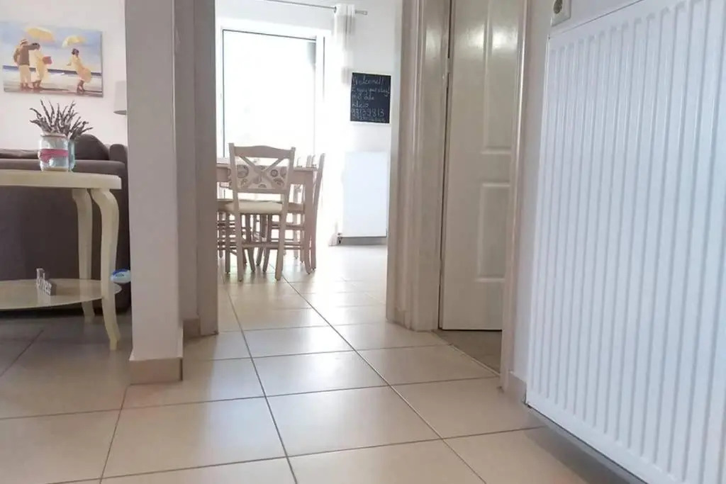 New, modern, bright and independent apartment 83 m2, with garden, 5min to the beach and the city center