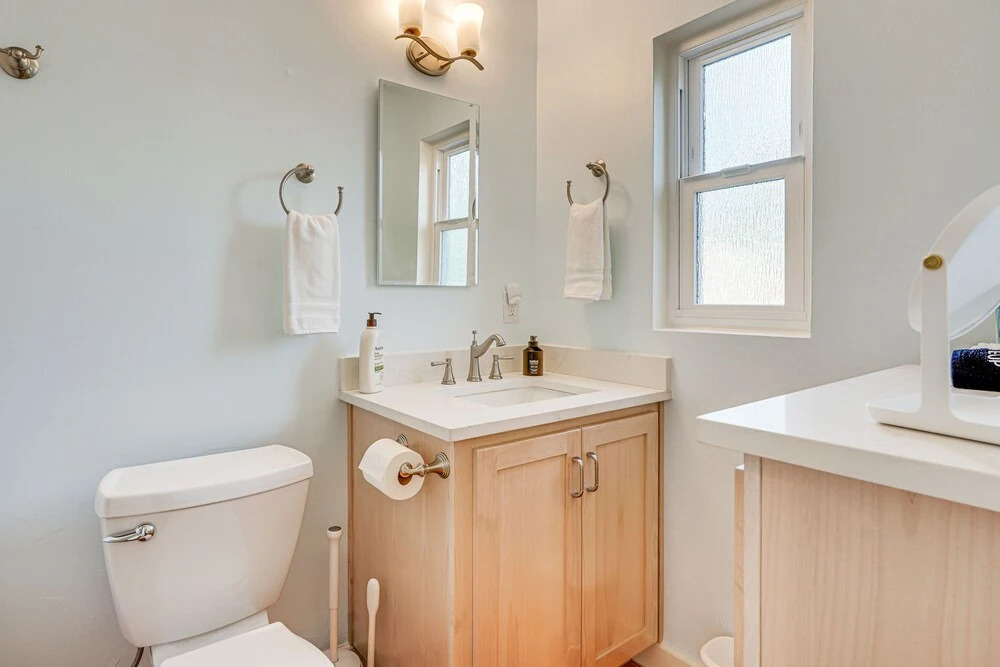 Stylish Tucson Townhome < 1 Mi to Arizona Stadium!