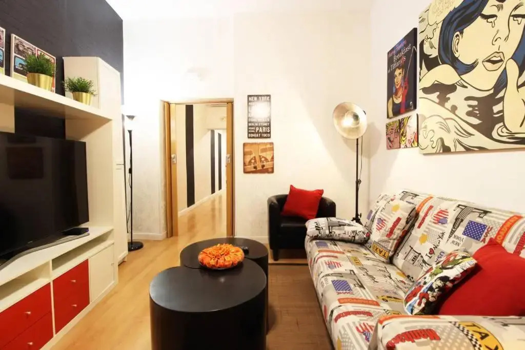 Céntrico Apartamento Estilo Pop-Art by Batuecas