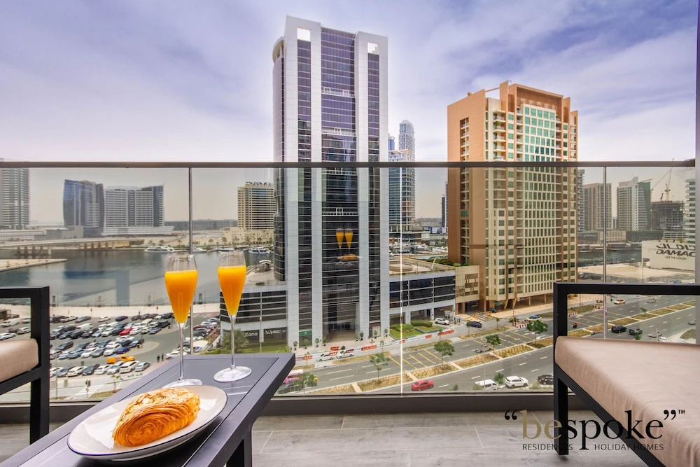 Studio Near Dubai Mall Skyline View