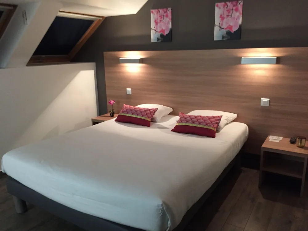 Hotel Kyriad BESANCON - Palente
