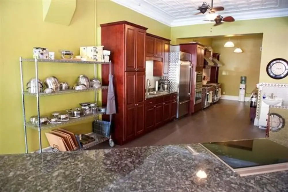 The Glendalia Boutique Hotel & Culinary Studio