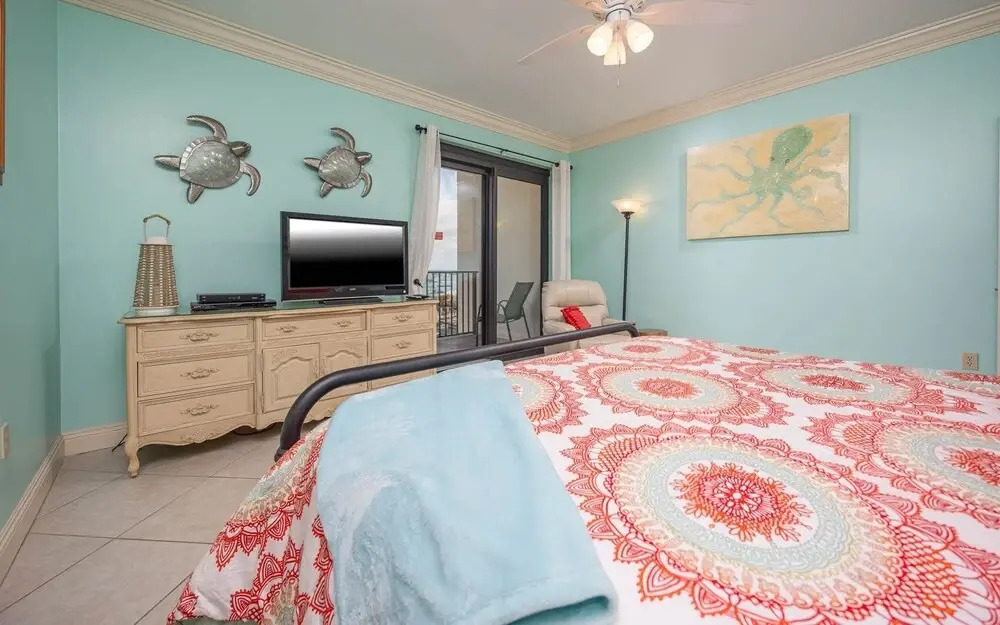 Phoenix East 1501 3 Bedroom Condo