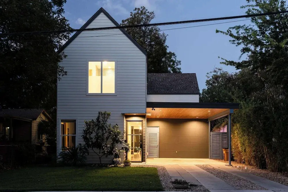 Modern ATX Mansion Walk to 6th Street
