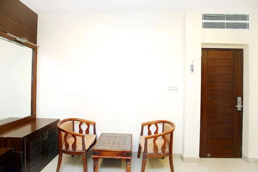 Hotel North Inn by OYO Rooms
