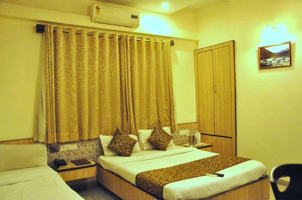 The Classic Rooms
