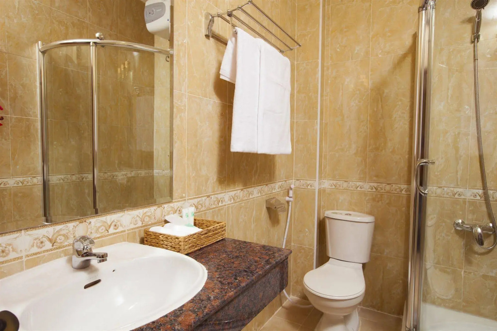 Homefeel CS Hotel