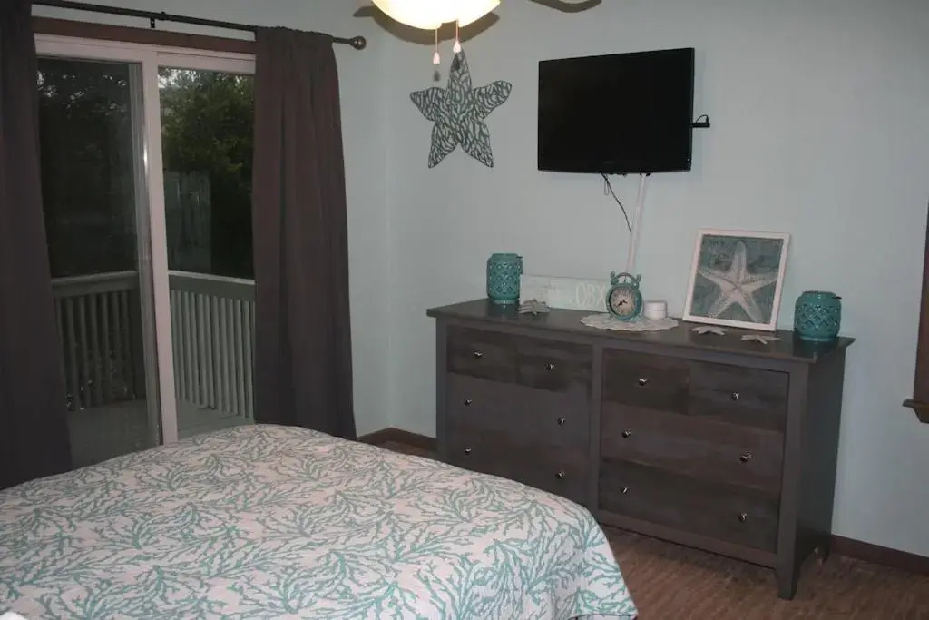 OBX Family Home with Pool - pet friendly - close to beach