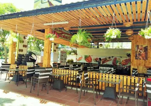 Hoang Hoa Hotel
