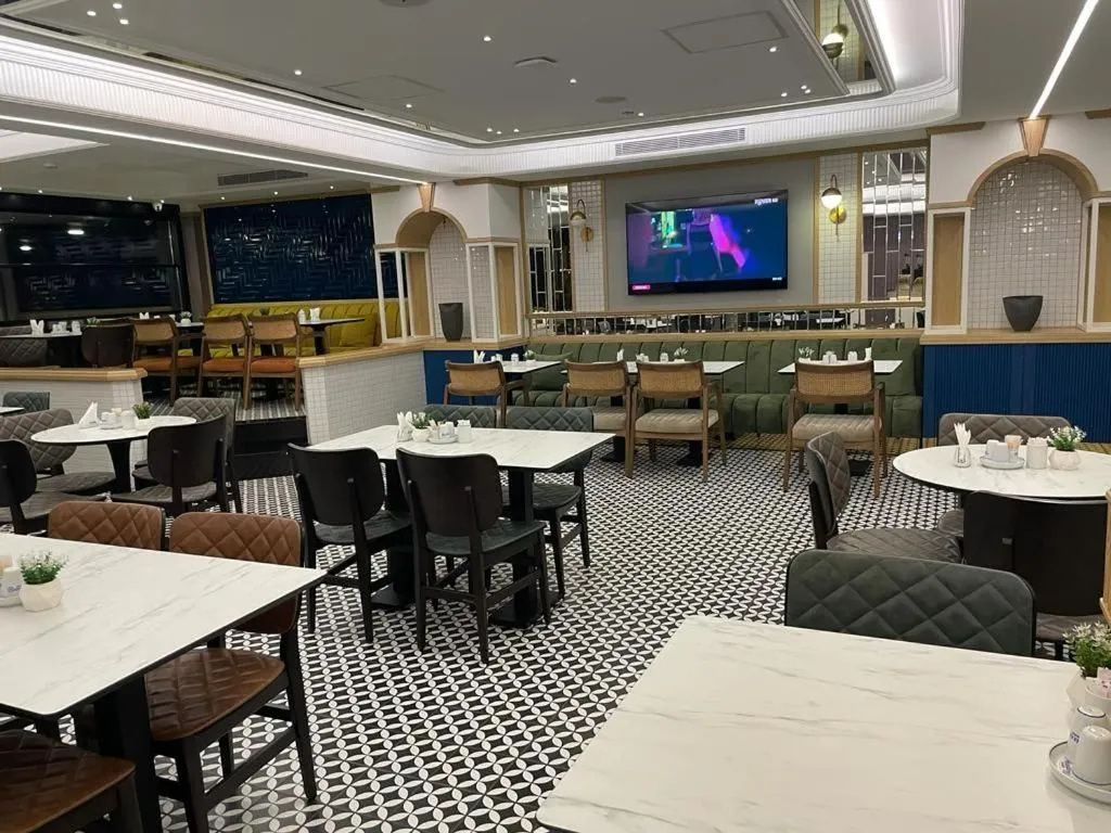 Hotel Eyfel