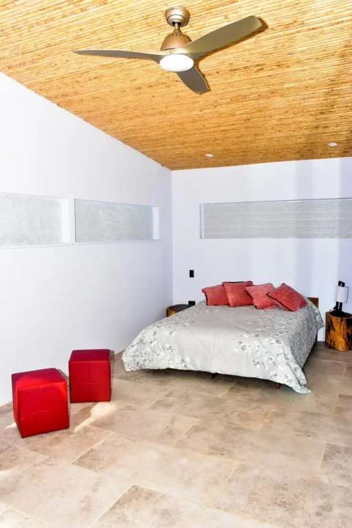 2BR Fabulous Blue House Near Quepos MA