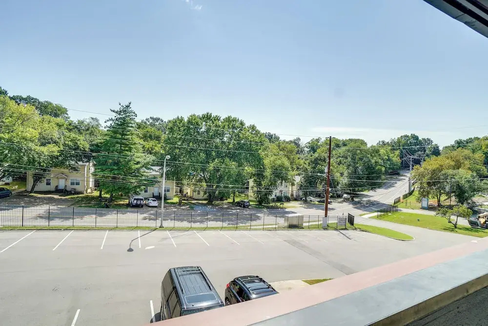 Modern Nashville Studio ~ 5 Mi to Downtown!