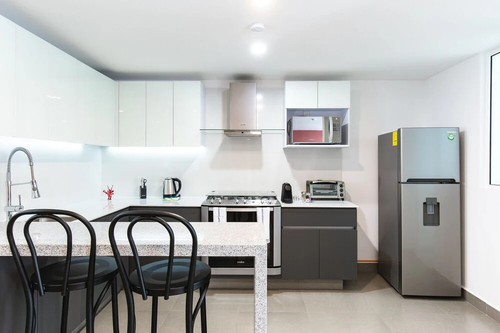 2BR Condesa Apt Just Steps From Parque Mexico