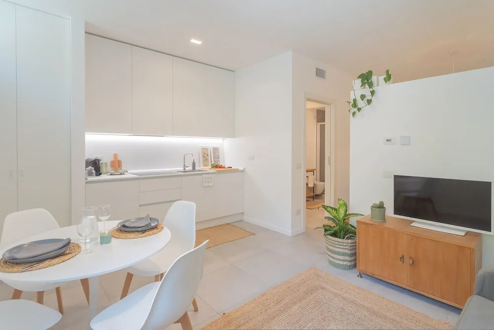 Ginepro & Salvia Apartments in Como by Rent All Como