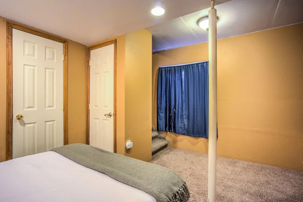 3BR MTN Viewsdowntownnext to Lake, Parks, More