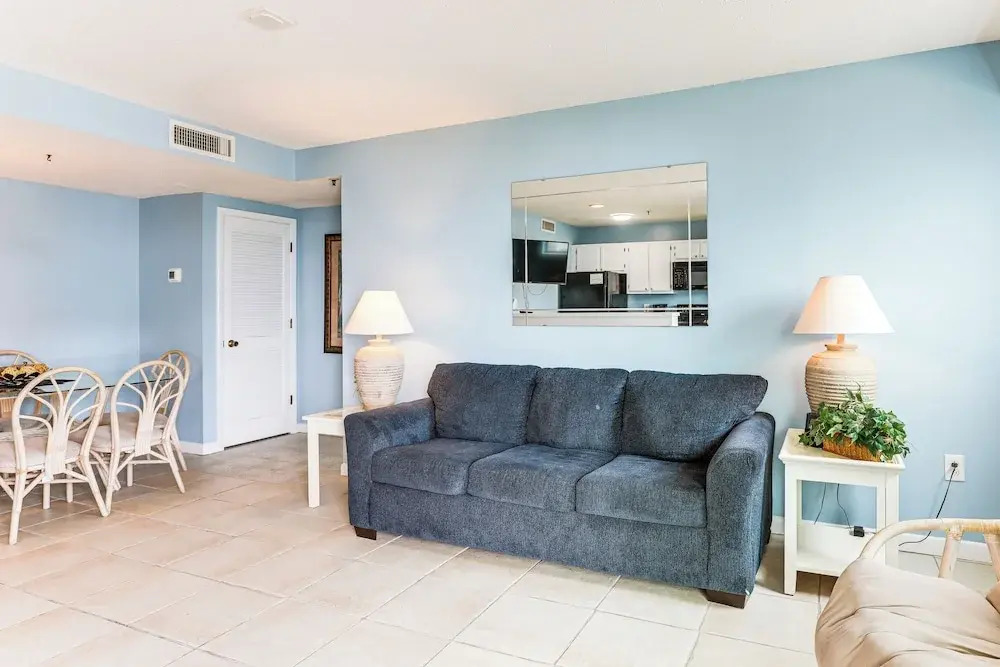 Beachfront Condo w/ Pool at Myrtle Beach Resort!