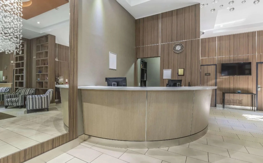 Comfort Inn Toronto City Centre