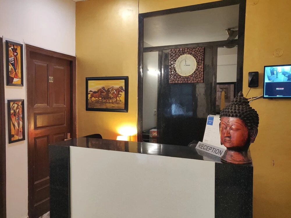 OYO 8914 Hotel Ambrosia