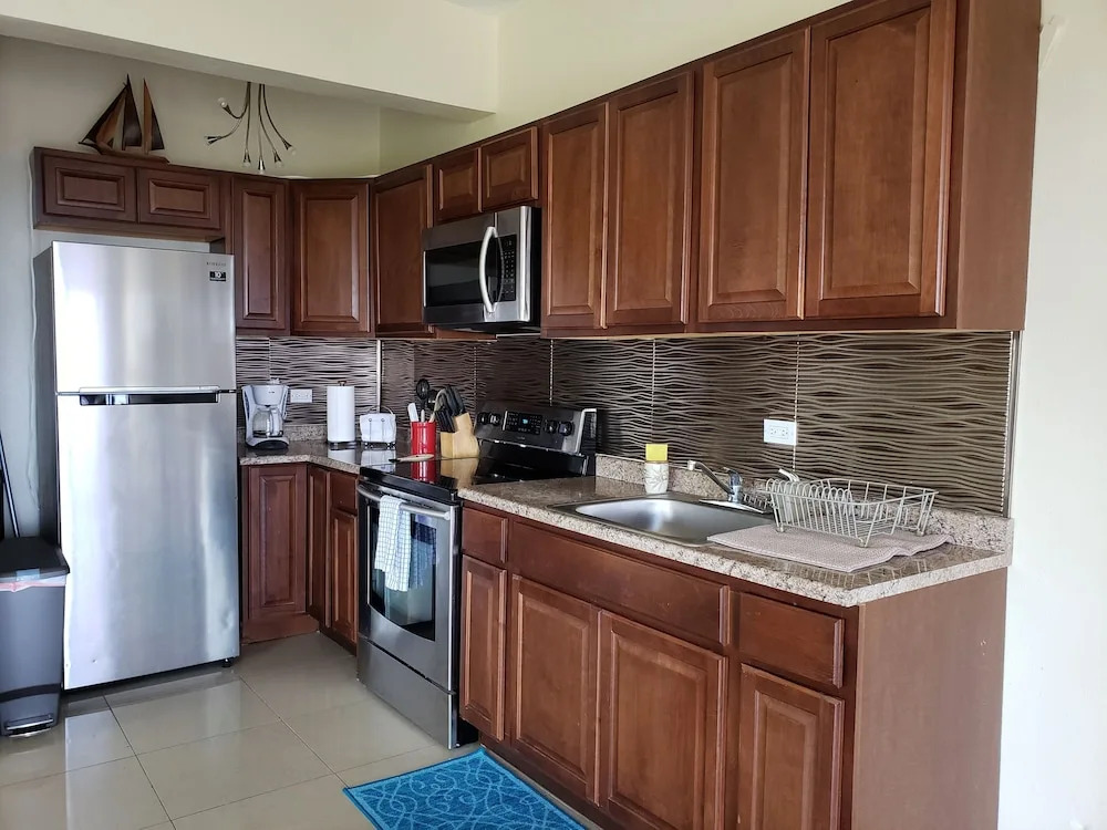 Villa Indigo Sunny 1BR Apartment in Private Gated Estate