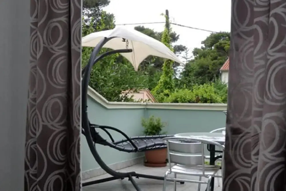 Apartments Profaca - One Bedroom Apartment With Terrace