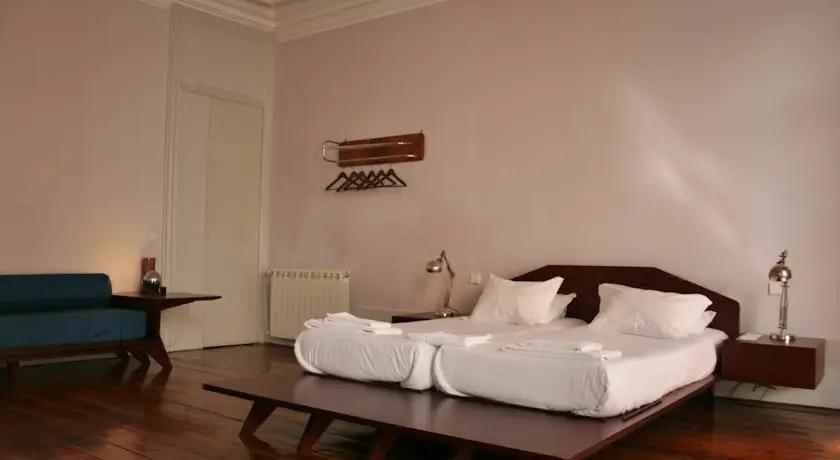 Almada Downtown Apartment by DAHOME