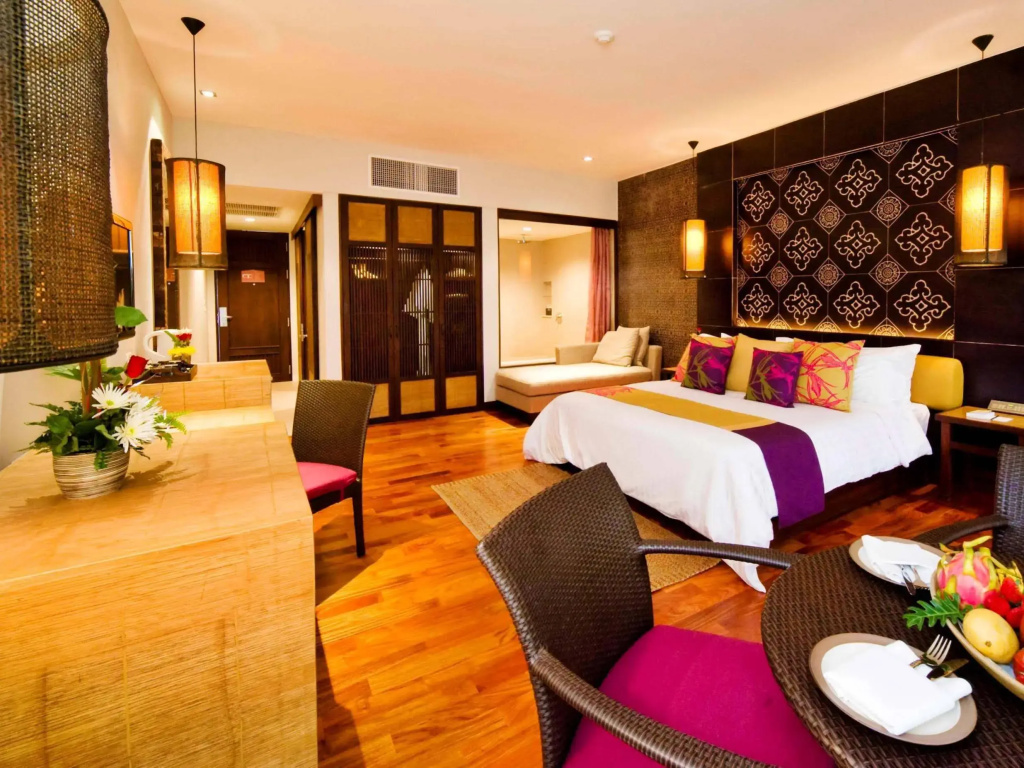 Sareeraya Villas & Suites