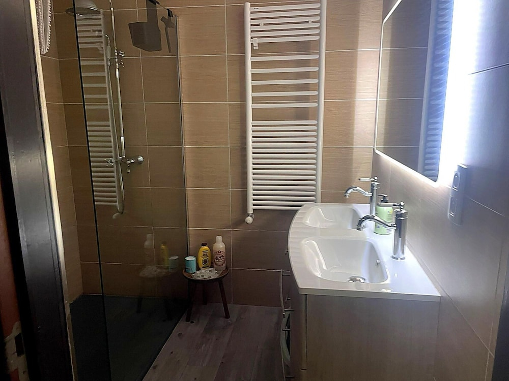 Dog-friendly House With Sauna, Bubble Bath