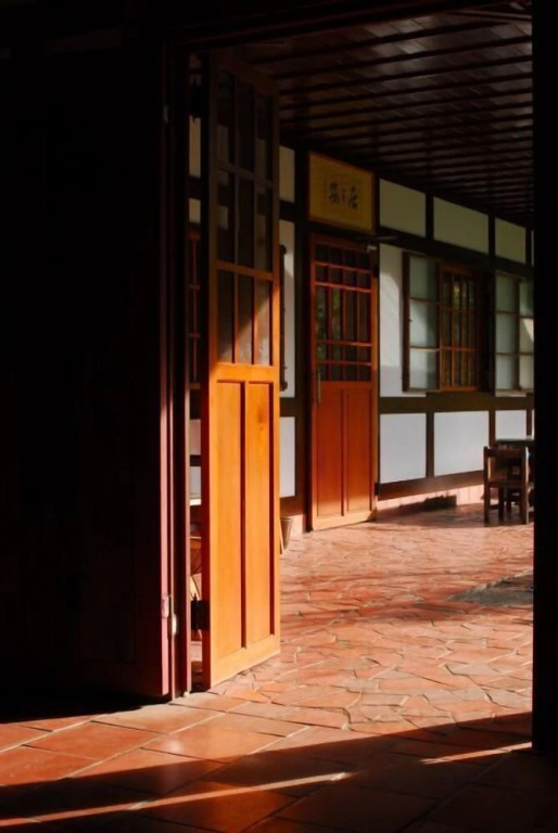 Old Five Guesthouse