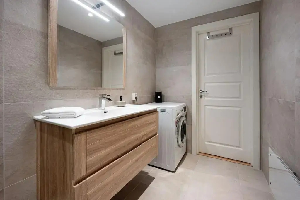 Homelike and Cozy Apt close to City Centre