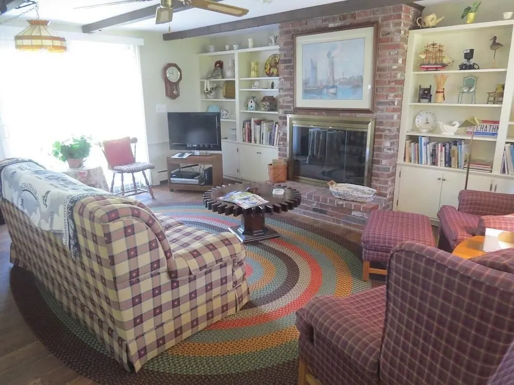 103 Chippingstone Road - Three Bedroom House