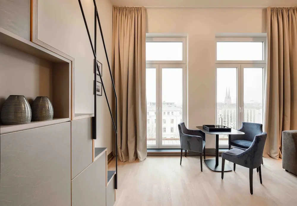 OBERDECK Studio Apartments