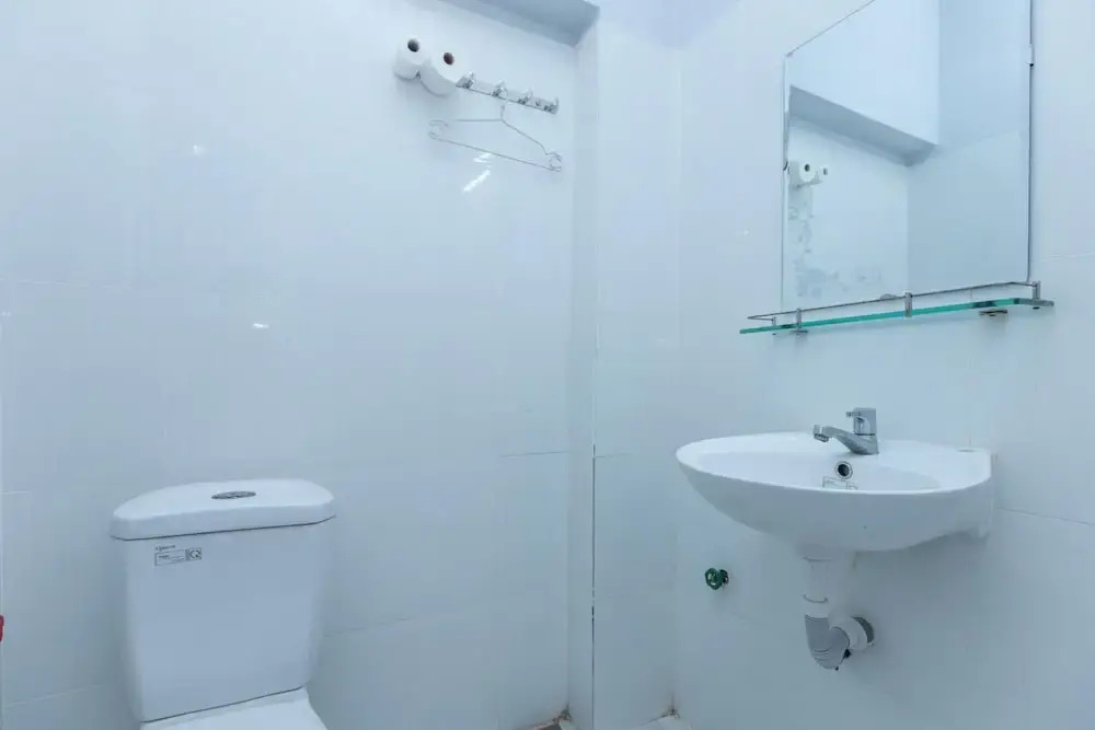 OYO 522 Acasa Hotel
