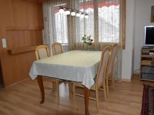 Lenk Lodge Ferienwohnung - INH 29355