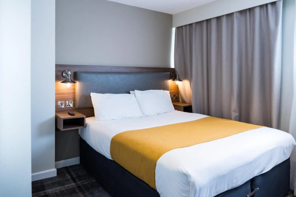 Almondsbury Interchange Hotel