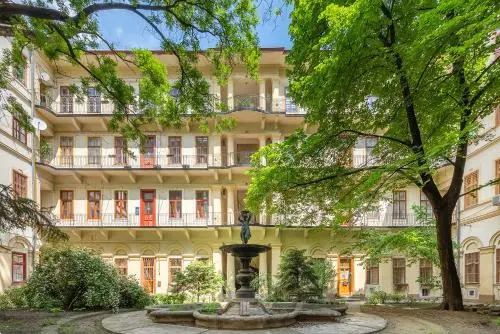 Liszt Designer 2Bedroom Center Apartment
