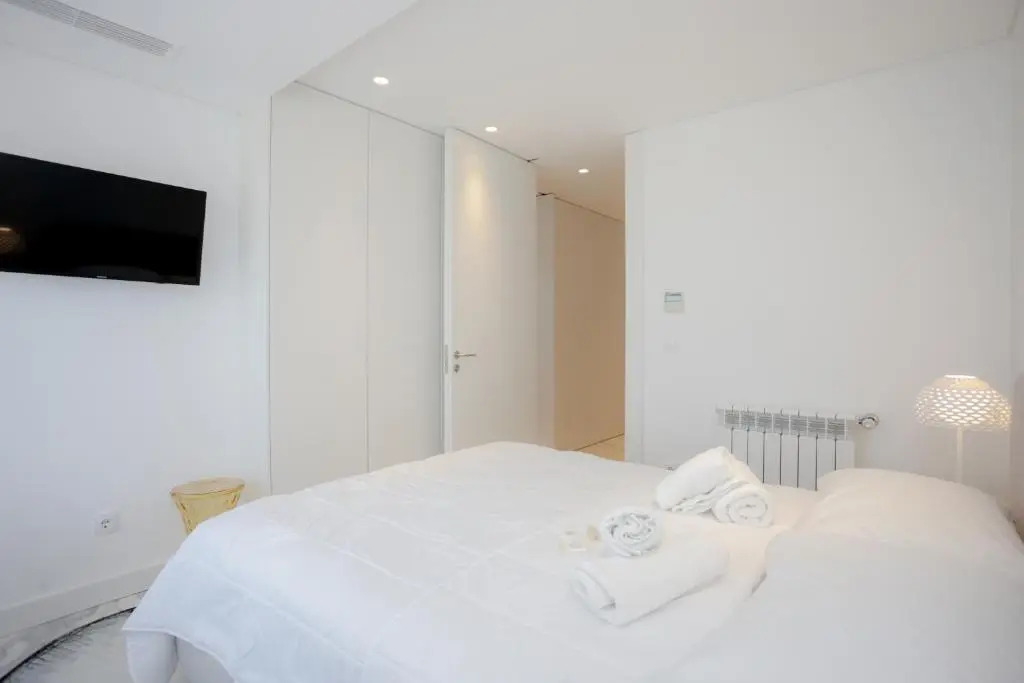 Sea Side Luxury Apartment