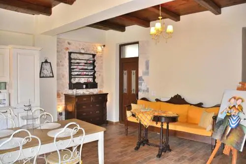 Luxury Suites in Panormo