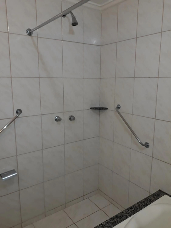1307 AP- 2 Quartos com banheira de hidromassagem, Caldas Novas