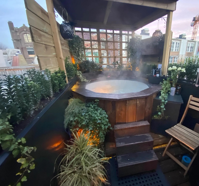 The smallest hotel in Amsterdam