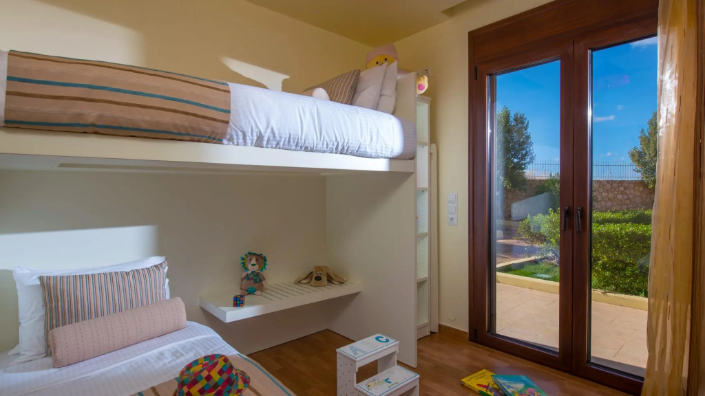 Azzuro Villa with private pool by Estia