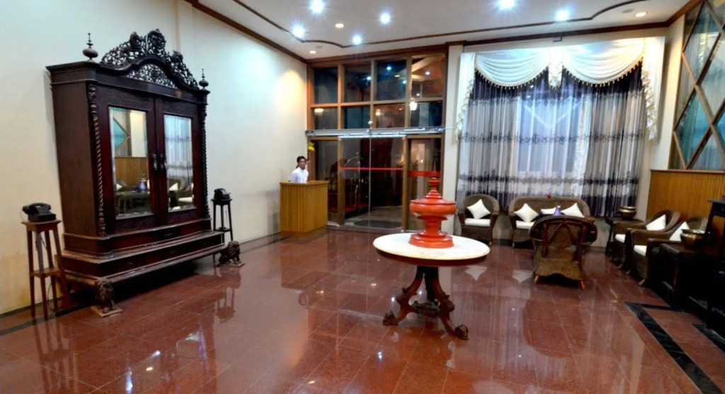 Kyi Tin Hotel