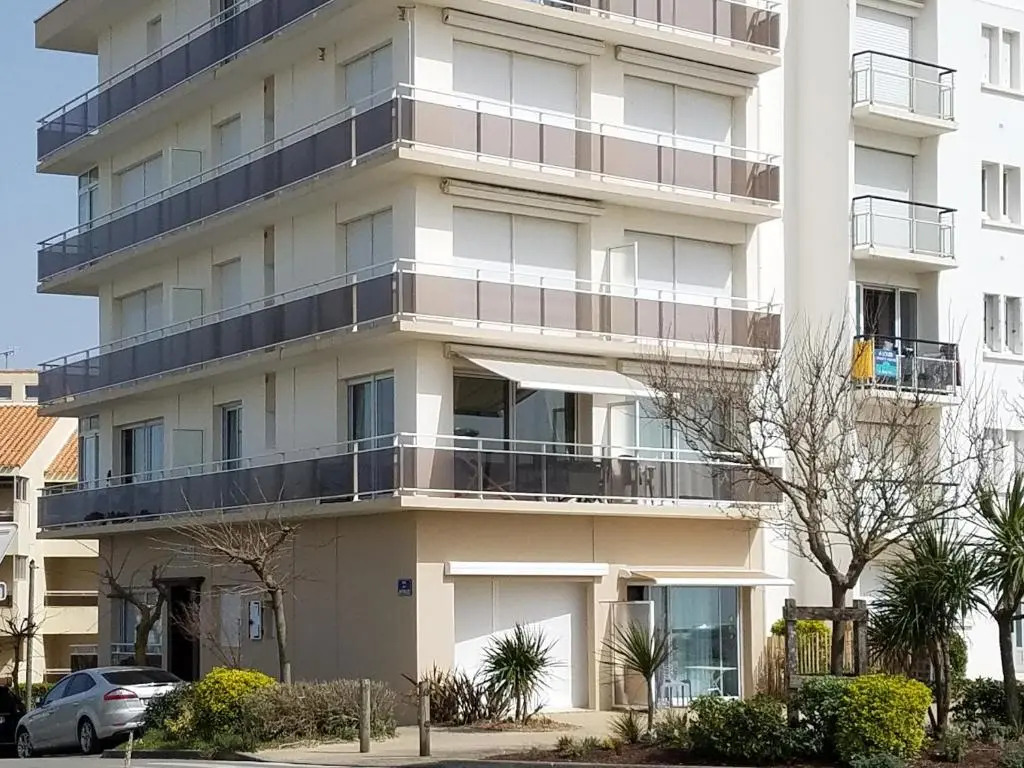 Appartement T2 vue mer les pieds dans l'eau avec parking privé